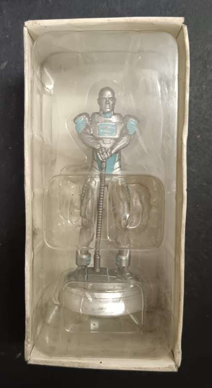 DC Comics - Hand Painted Chess Piece