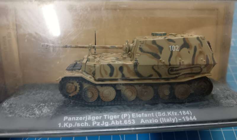 DeAgostini Diecast Military Models - Military Tanks