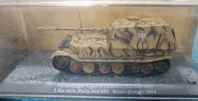 DeAgostini Diecast Military Models - Military Tanks