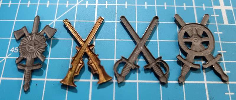 International - Trade Badge Lot