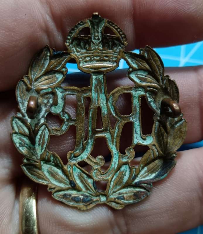 Royal Air Force Cap Badge