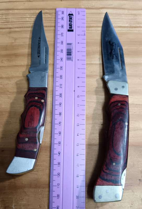 Pair of Vintage Pocket Knifes