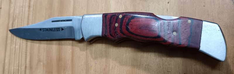 Pair of Vintage Pocket Knifes