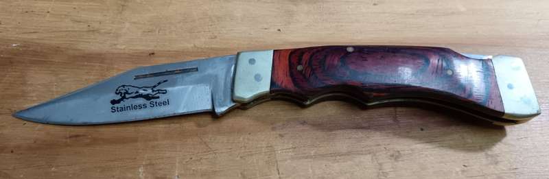 Pair of Vintage Pocket Knifes