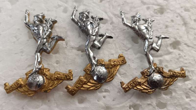 SADF - Corps of Siganals Cap Badge Lot ( 3 Sold Together )