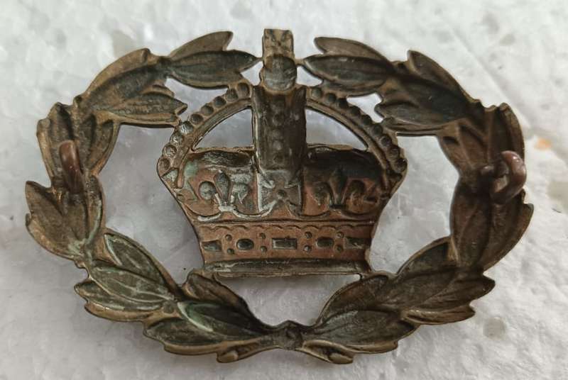 International - British Army Rank Badge
