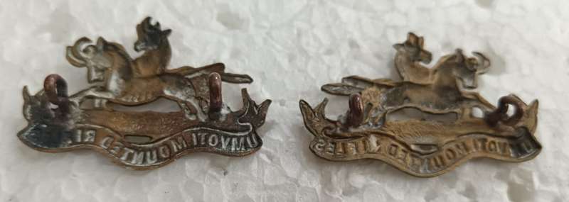 SADF - Umvoti Mounted Rifles Collar Badges