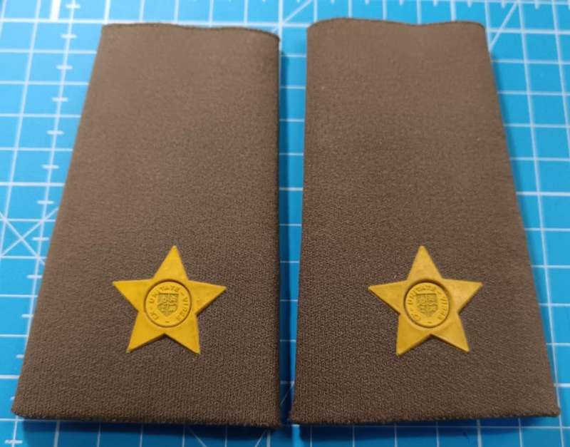 SADF - 2ND Lieutenant Slip on Ranks