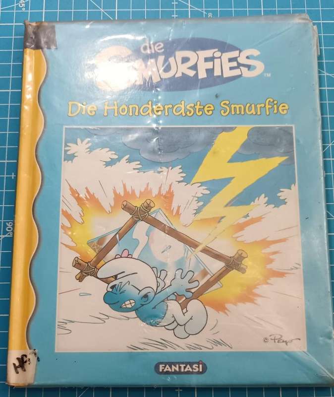 Vintage SMURFS Afrikaans Book