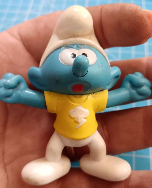 Vintage SMURFS Figurine