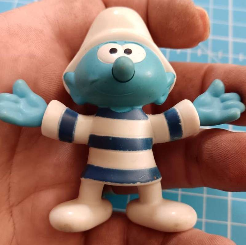 Vintage SMURFS Figurine