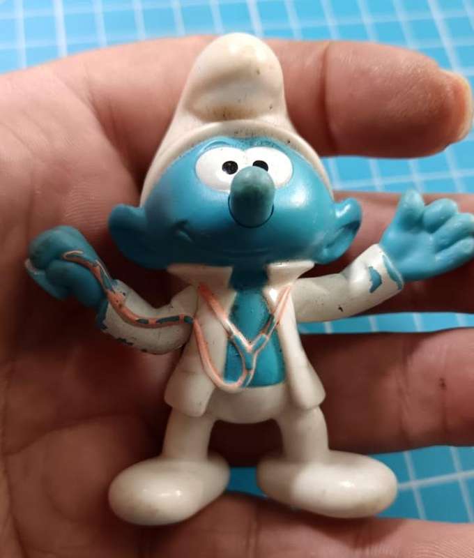Vintage SMURFS Figurine