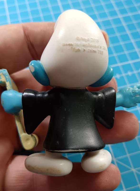 Vintage SMURFS Figurine