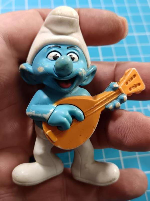 Vintage SMURFS Figurine