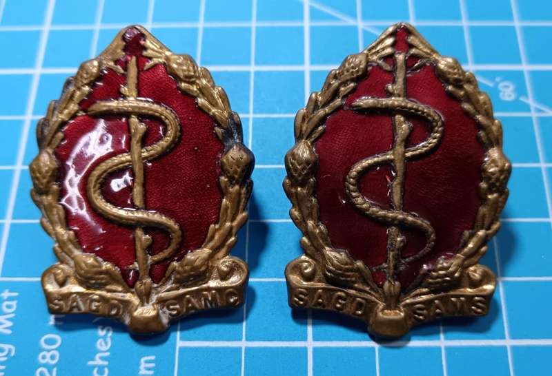 SADF - Medical Services Cap Badges