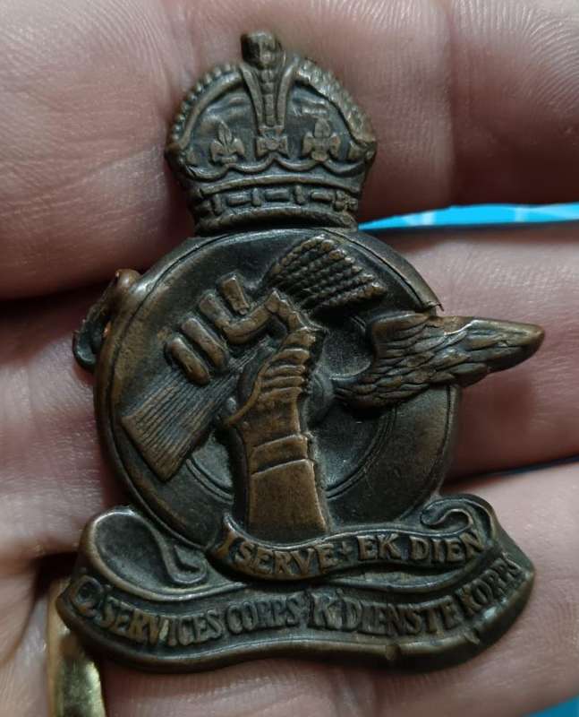 South African Army Q Services Corps Cap/Collar Badge