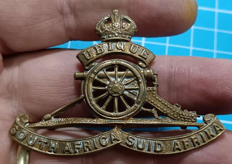 SADF - Artillery Cap Badge