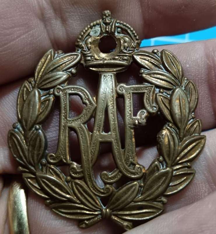 Royal AIr Force Cap Badge