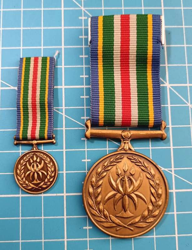 SAPS - 1995 Reconciliation Medal with Miniature
