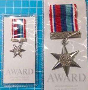 United Kingdom - Full Size Plus Miniature Veterans Star Medal Lot