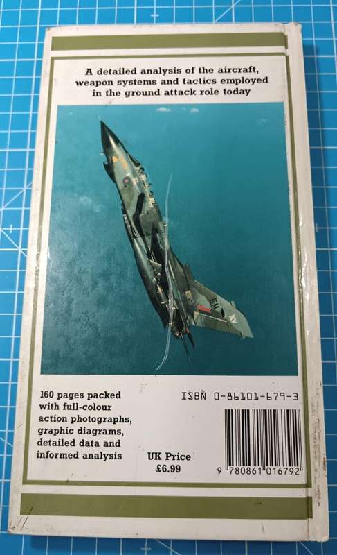MODERN ATTACK AIRCRAFT Hardcover  2 July 1992