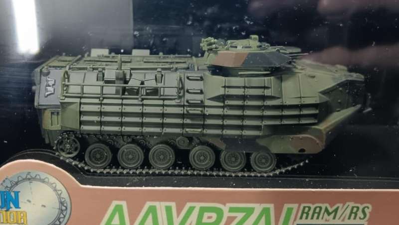 Dragon 1/72 Aav-7A1 Amphibious Armored Vehicle Mogadishu
