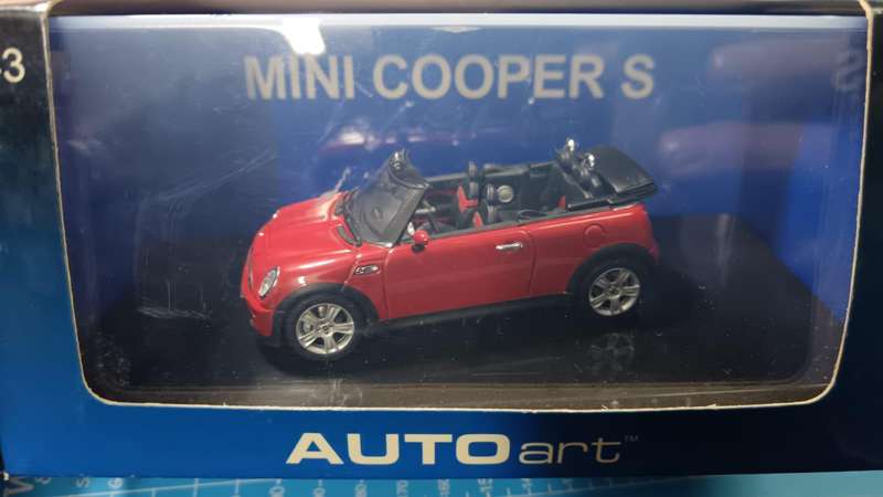 1:43 Scale Autoart Mini Cooper - Boxed