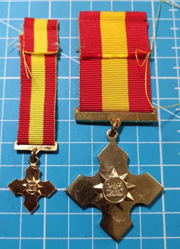 Homelands - Bophuthatswana Police Cross for Bravery - Full Size plus Miniature