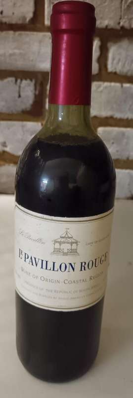 Vintage Le Pavillion Rouge