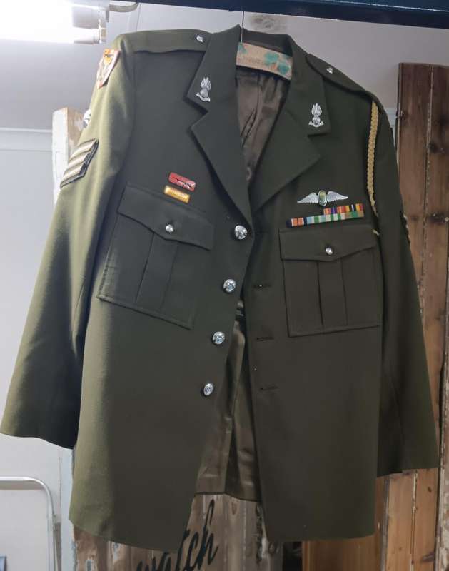 SADF - 4 Artillery Regiment Step Out Tunic with Insignia