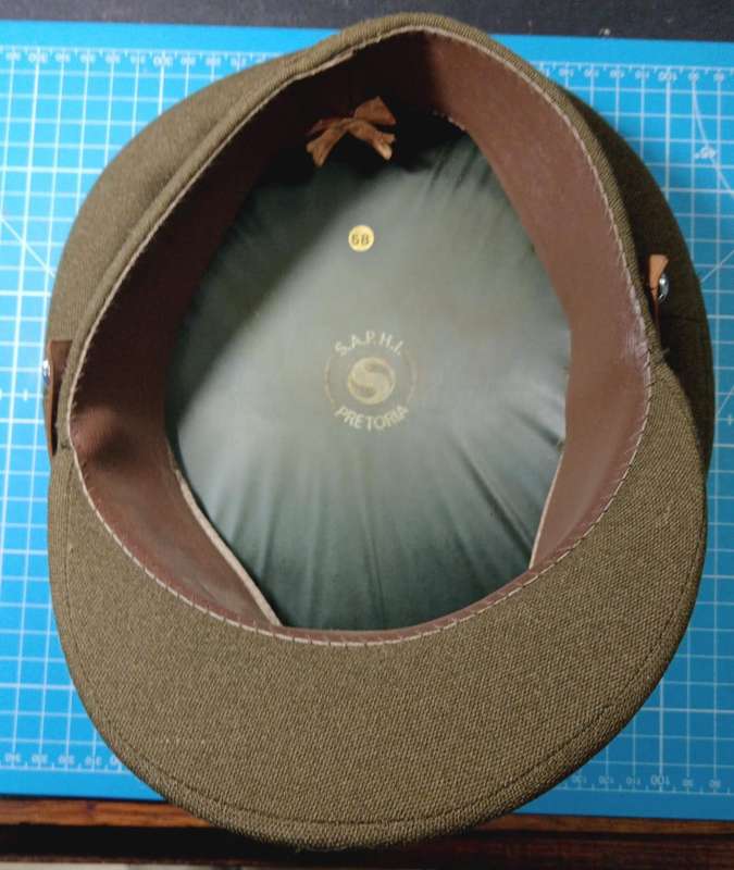 SADF - 10 Artillery Brigade Peak Cap ( Top Condition )