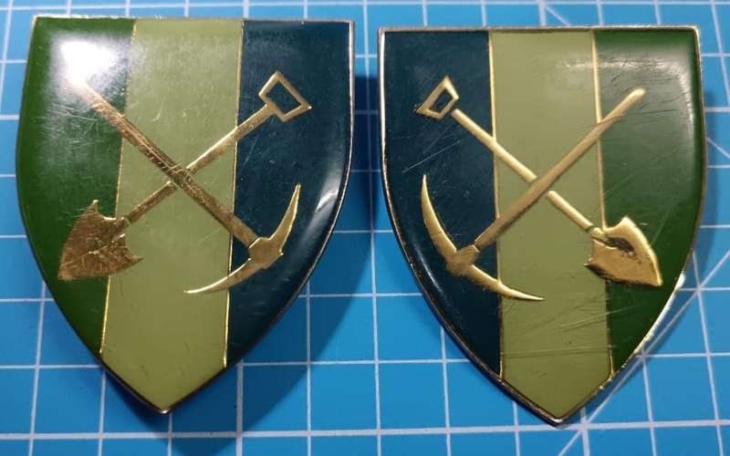 SADF - N/West Command Signals Shoulder Flash Pair