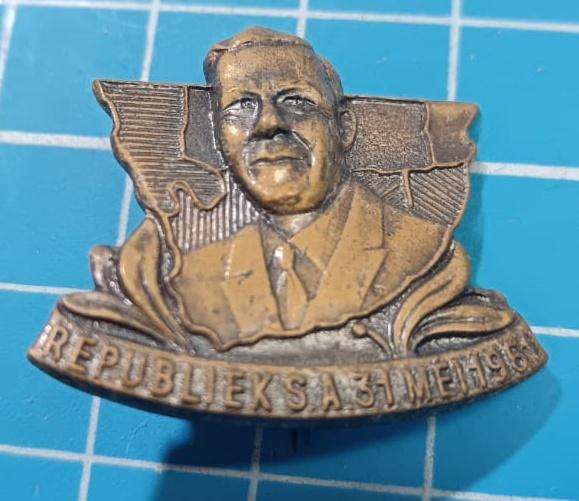 Vintage 'Verwoerd"Pin Badge