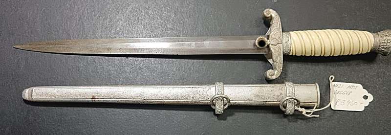 Germany - 3RD Reich Army Officers Dagger with Sheath ( Selling as a Re-Production )