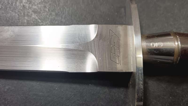 Custom Made "GREY" Dagger in Box - Number 019
