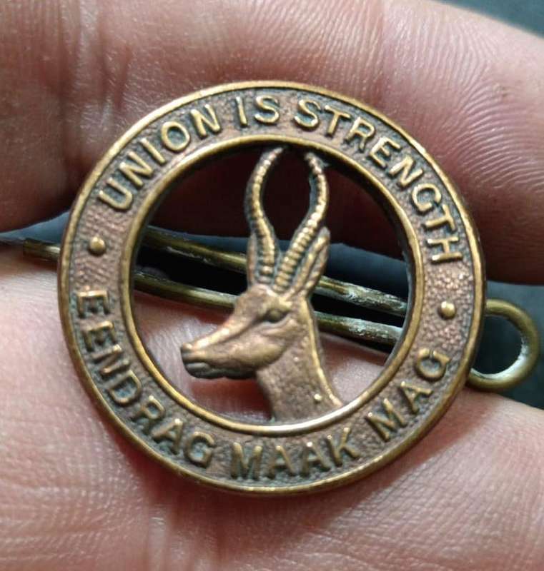 SADF - Union Collar Badge