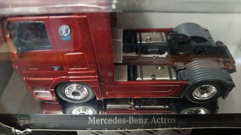 2009 NZG Mercedes-Benz MB ACTROS 1860 Tractor Truck of the Year - 1:50 Truck