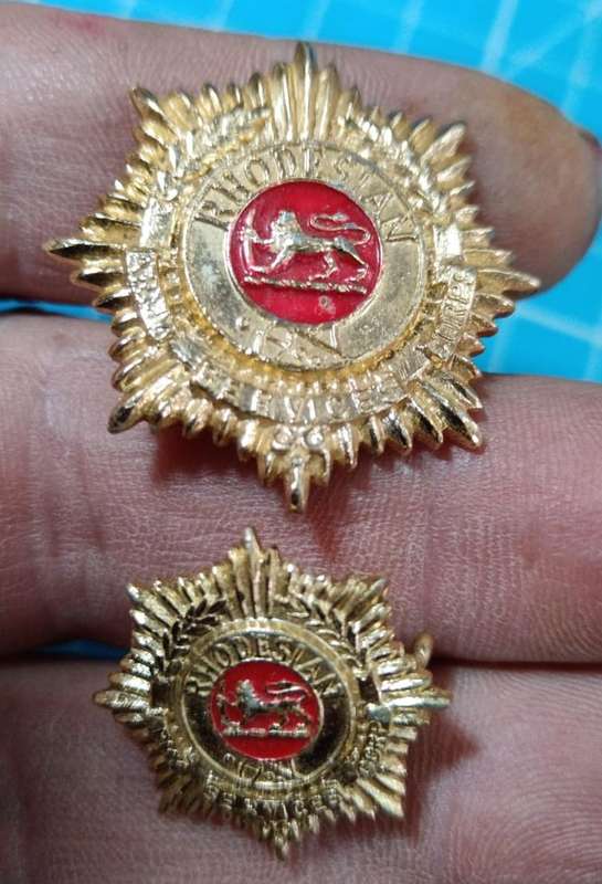 Rhodesia - Army Services Cap and Collar Badge