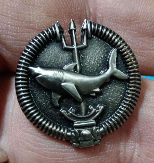 SANDF - Special Forces ( Recce ) Attached Diver Mess Dress Badge - Silver