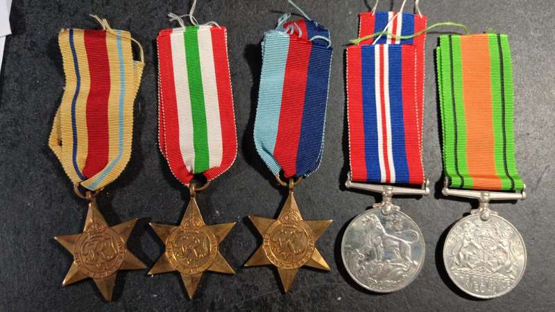 Full size world war 2 service group