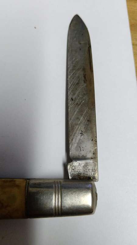 Richards pocket knife