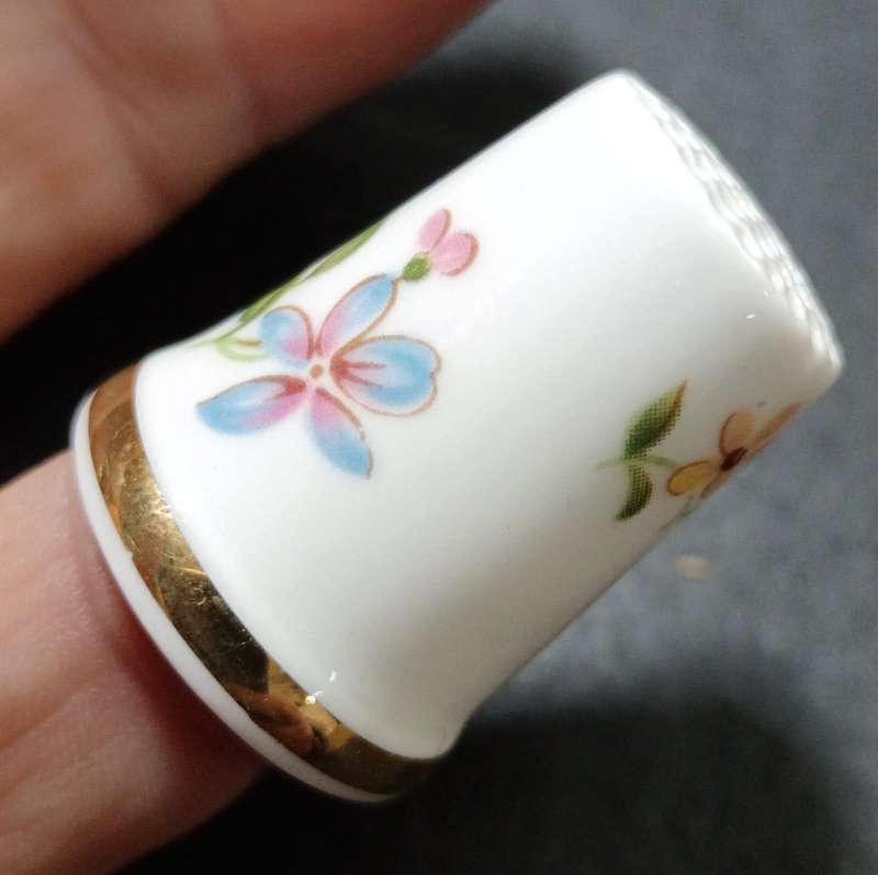 Thimble - Royal Adderley. Beauty