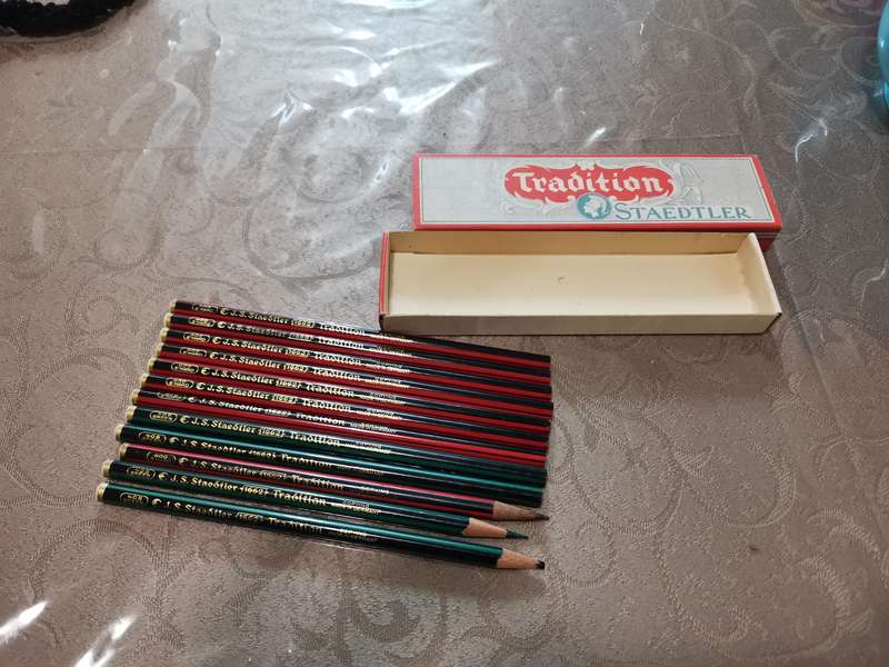 Vintage staedtler tradition 1662 pencils