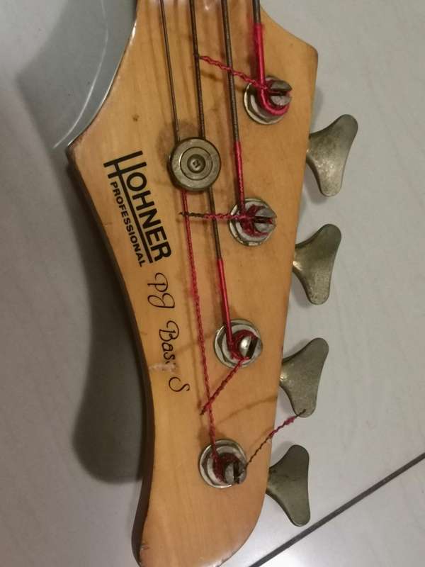 Vintage Horner professional bass guitar