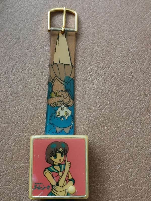 Vintage 1990s sailor moon kids digital watch