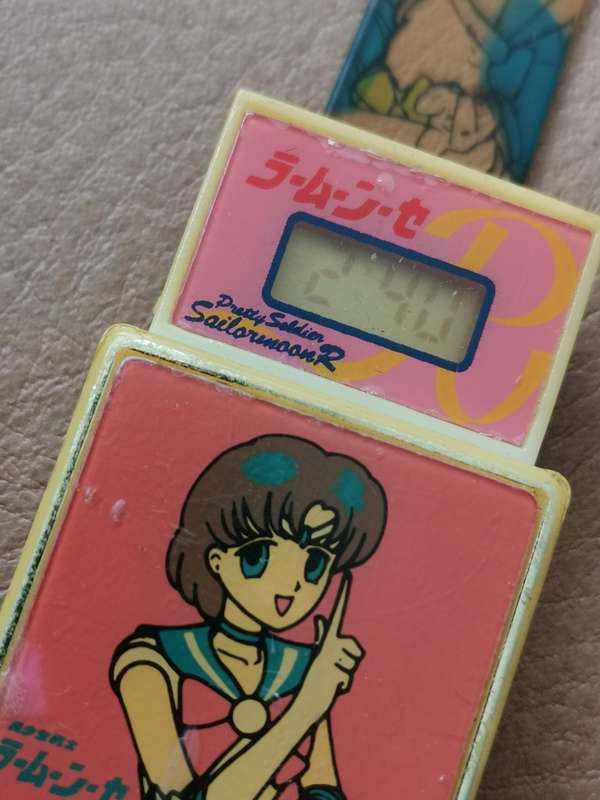 Vintage 1990s sailor moon kids digital watch