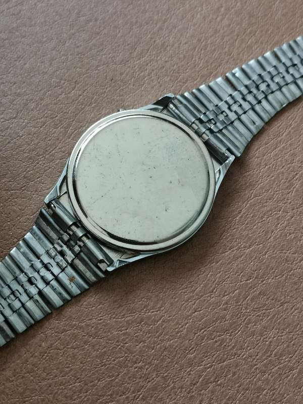 Vintage 1980s Mercedes Benz W124 watch
