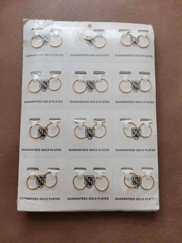 New old stock gold plated earrings 144 pairs