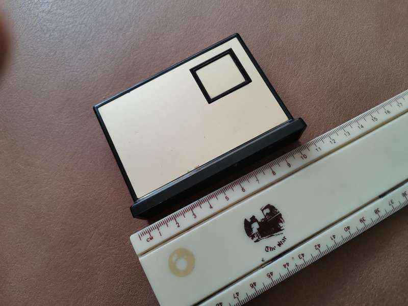 Vintage mink flatlite table lighter