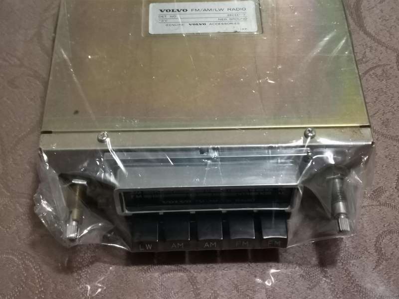 Vintage Volvo car radio
